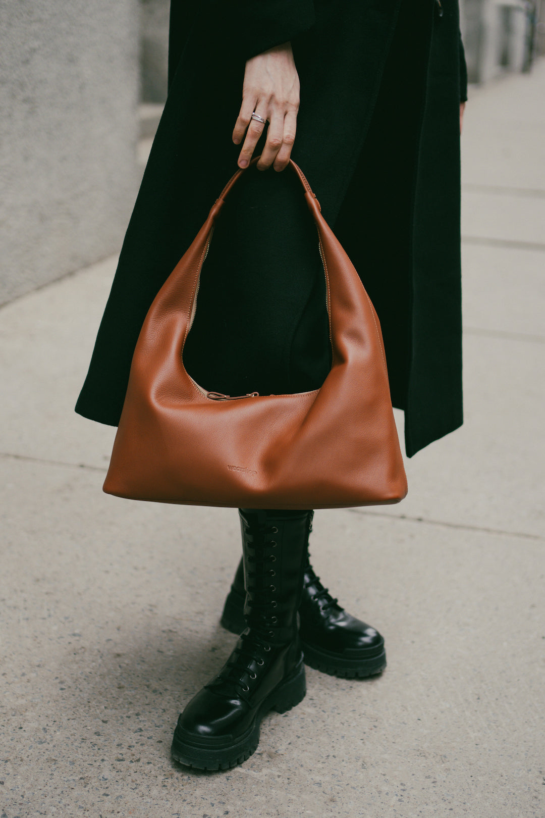 Riviera Shoulder Hobo in Cognac