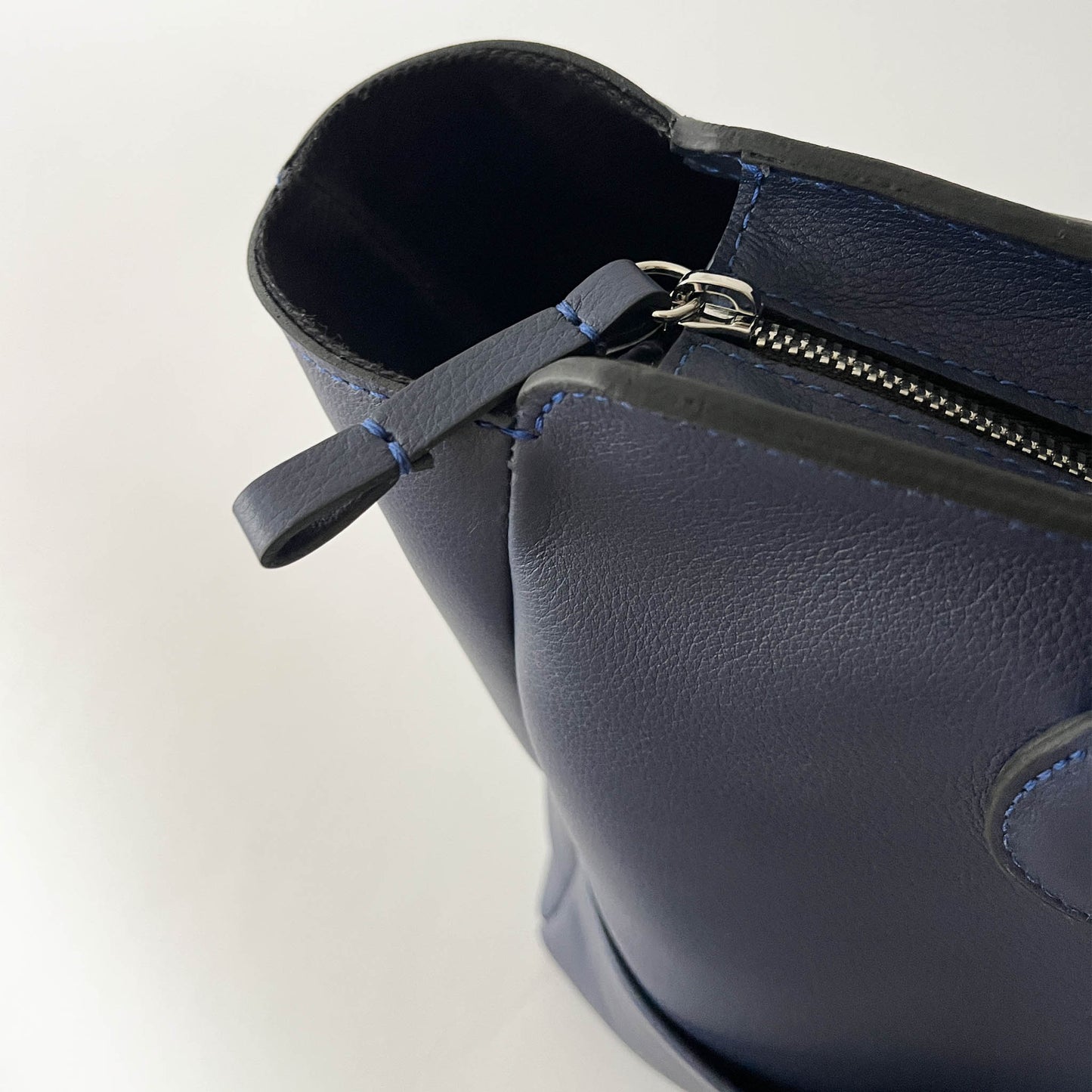 L'Editrice Bag in Navy