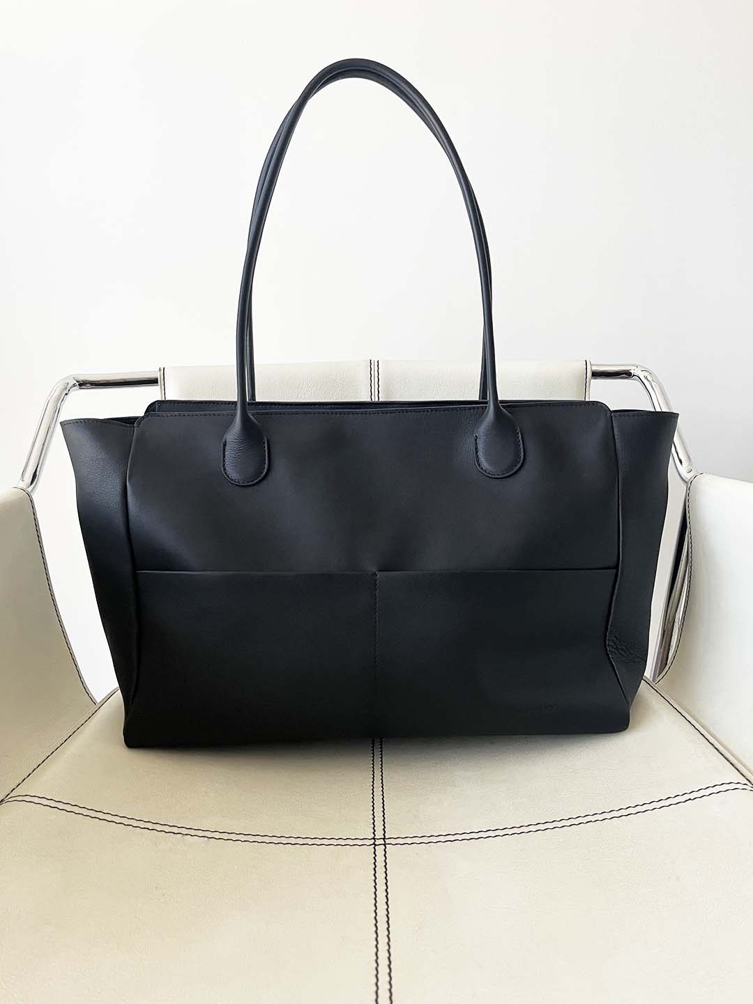 L'Editrice Bag in Smooth Calf Black