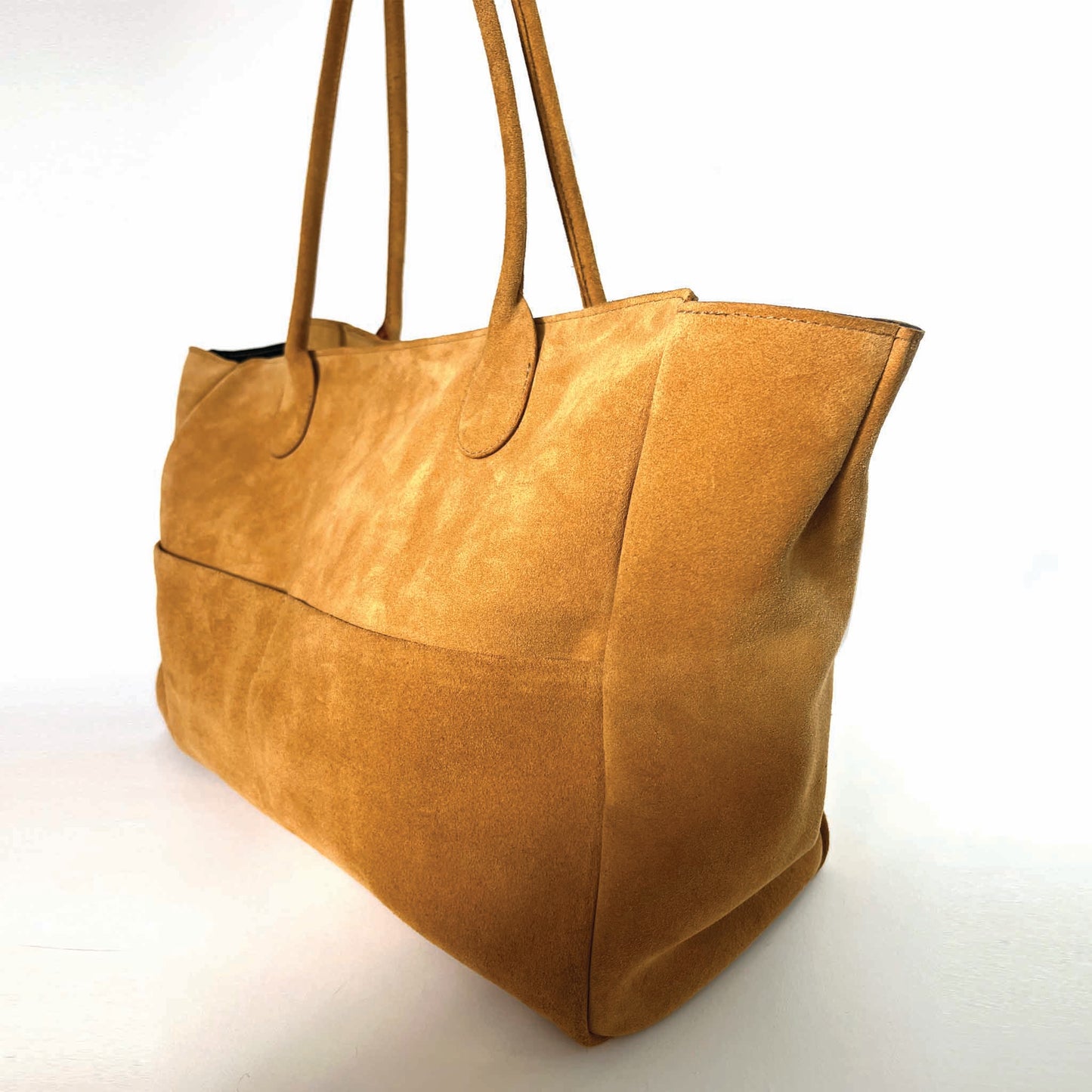 L'Editrice Bag in Honey Suede