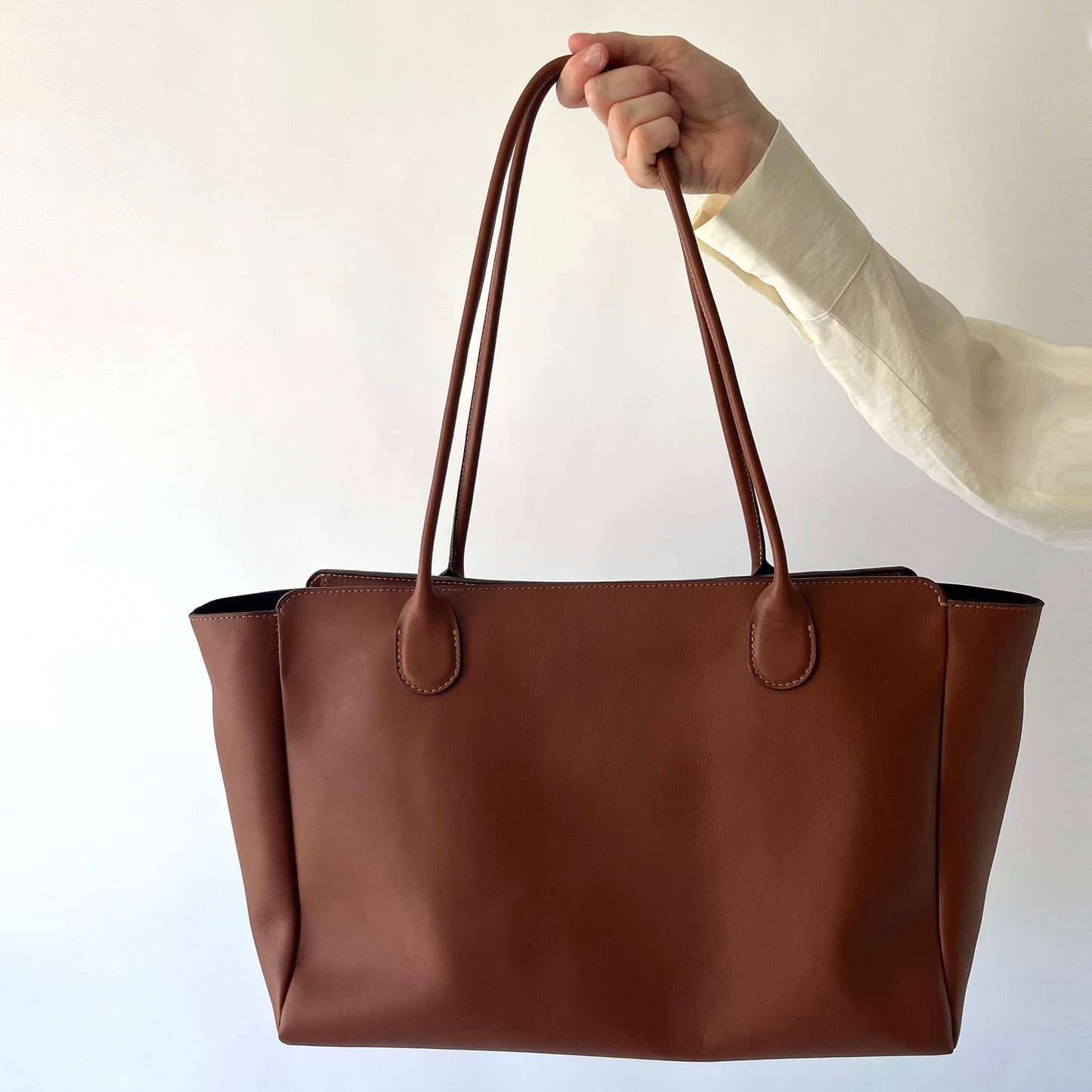 L'Editrice Bag in Cognac