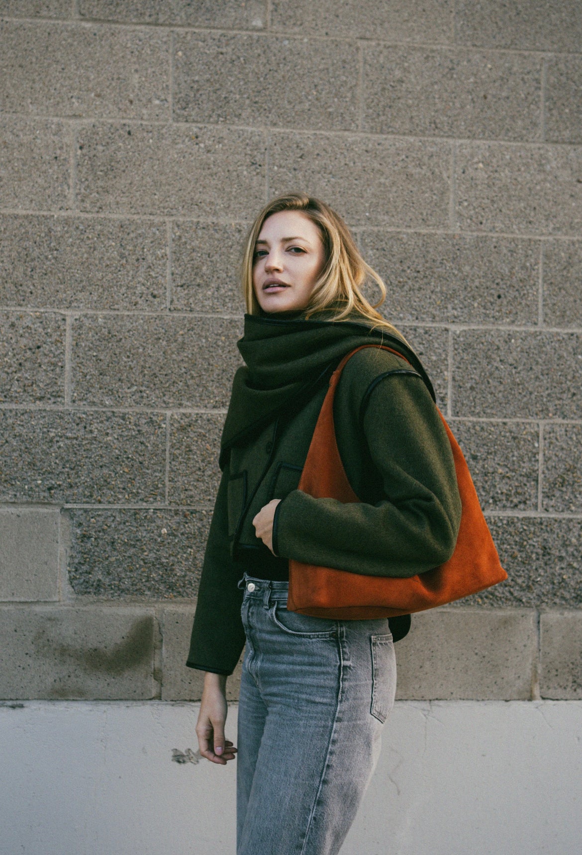 Riviera Shoulder Hobo Rust - Limited Edition