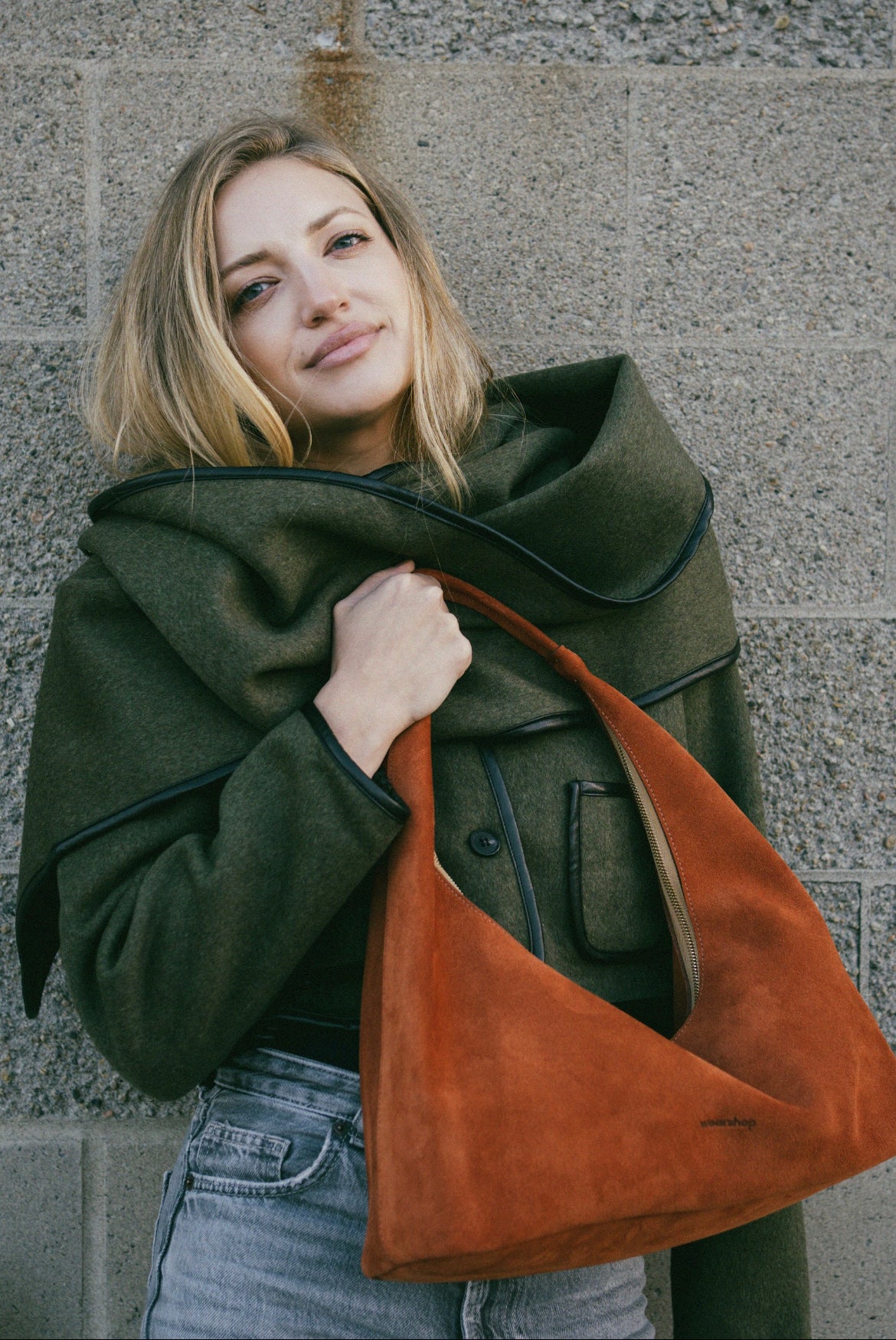 Riviera Shoulder Hobo Rust - Limited Edition