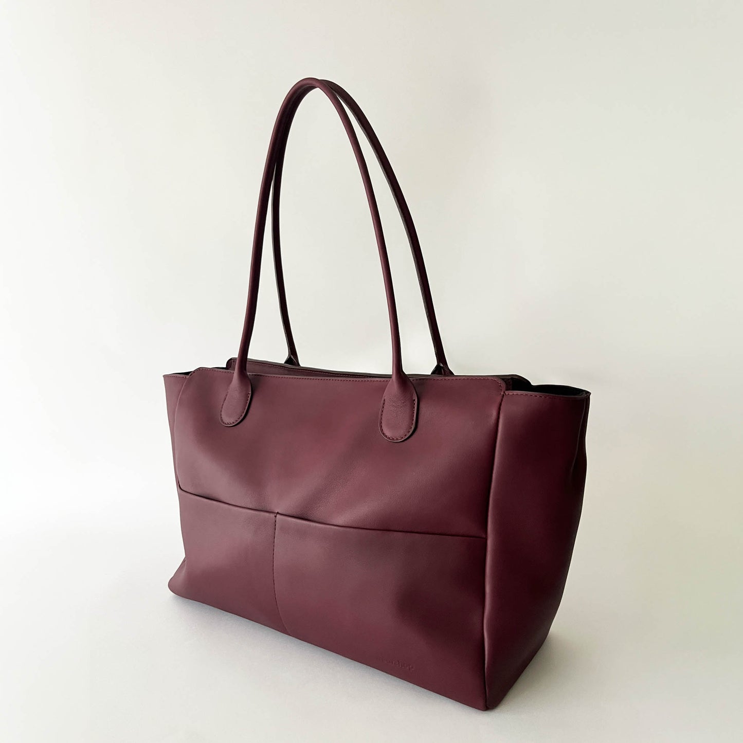 L'Editrice Bag in Plum