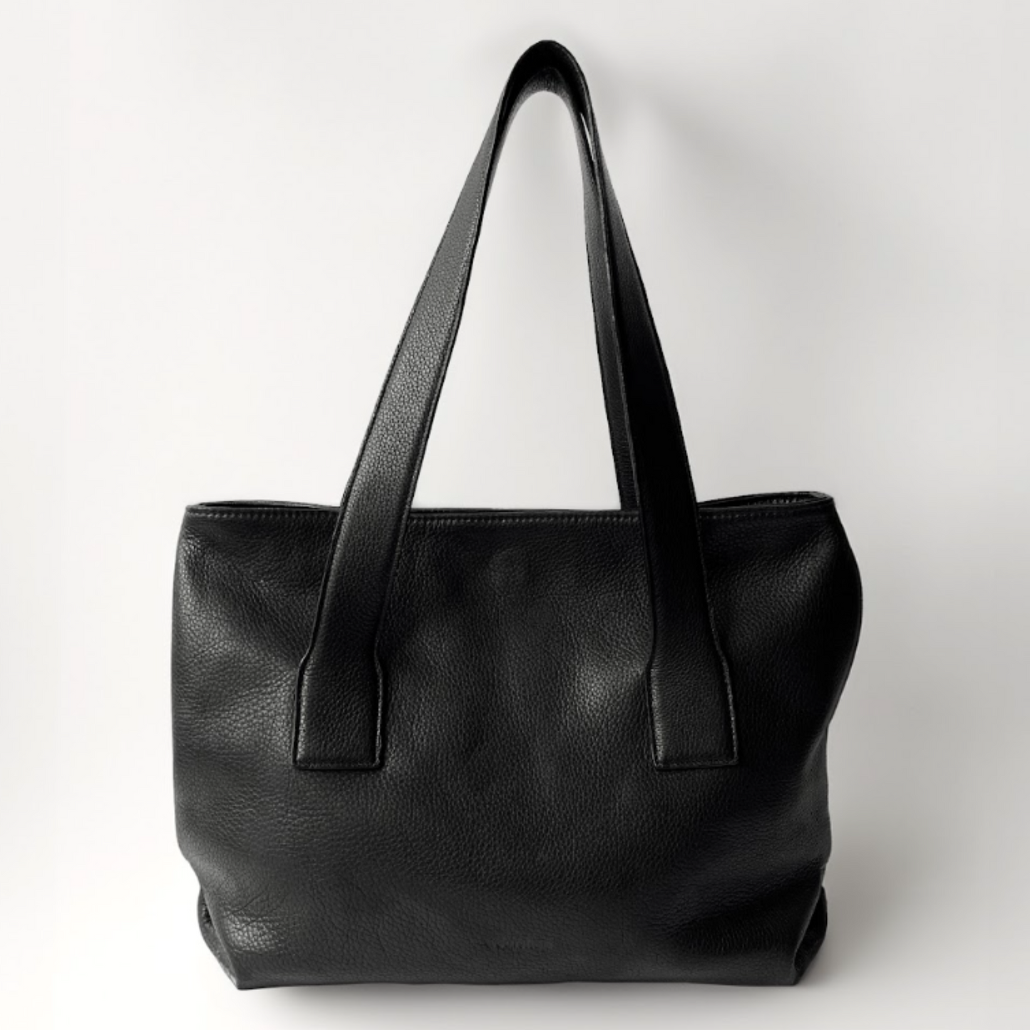 Leila Soft Tote Black