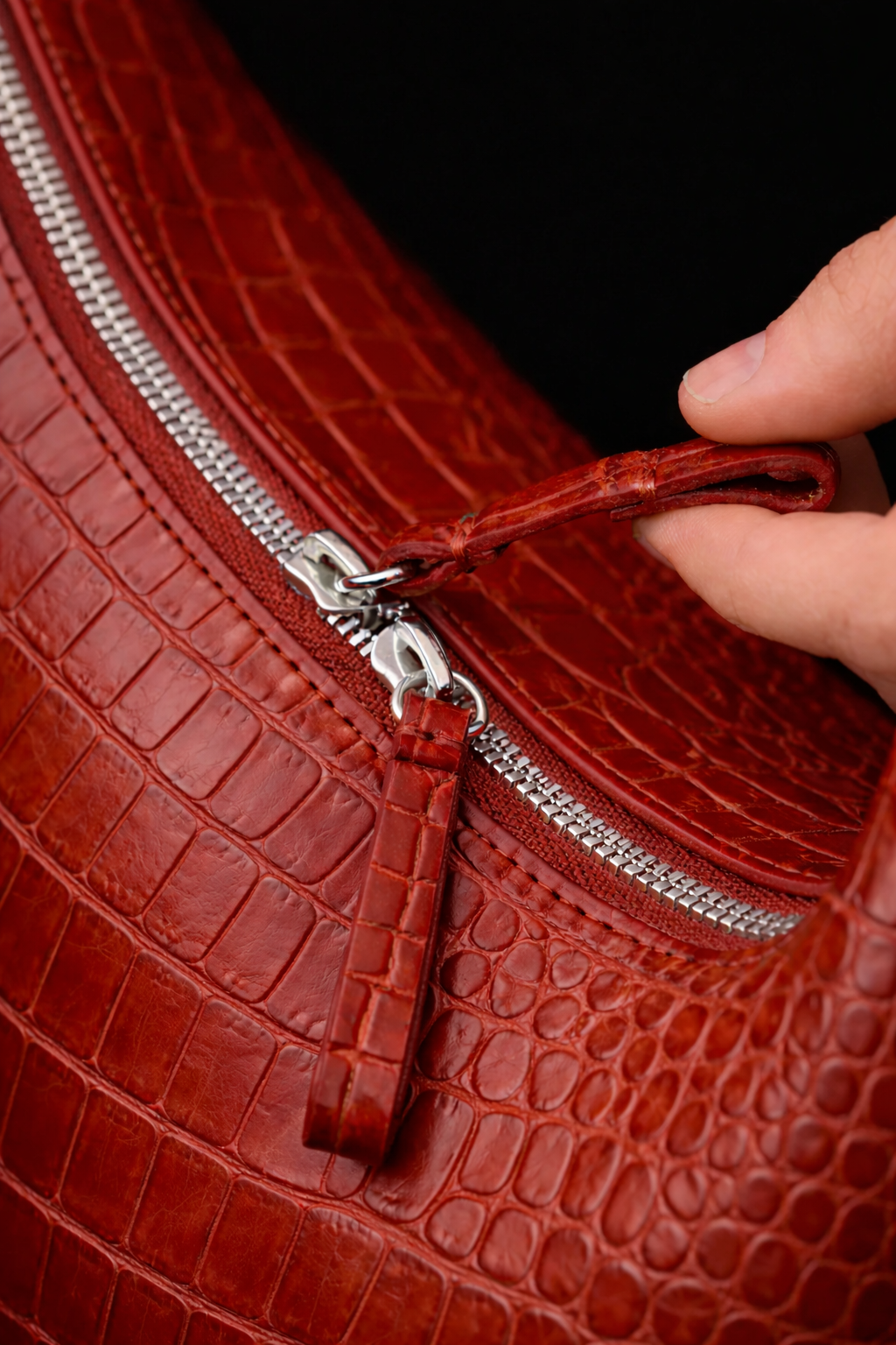 Sac hobo Riviera en croco rouge