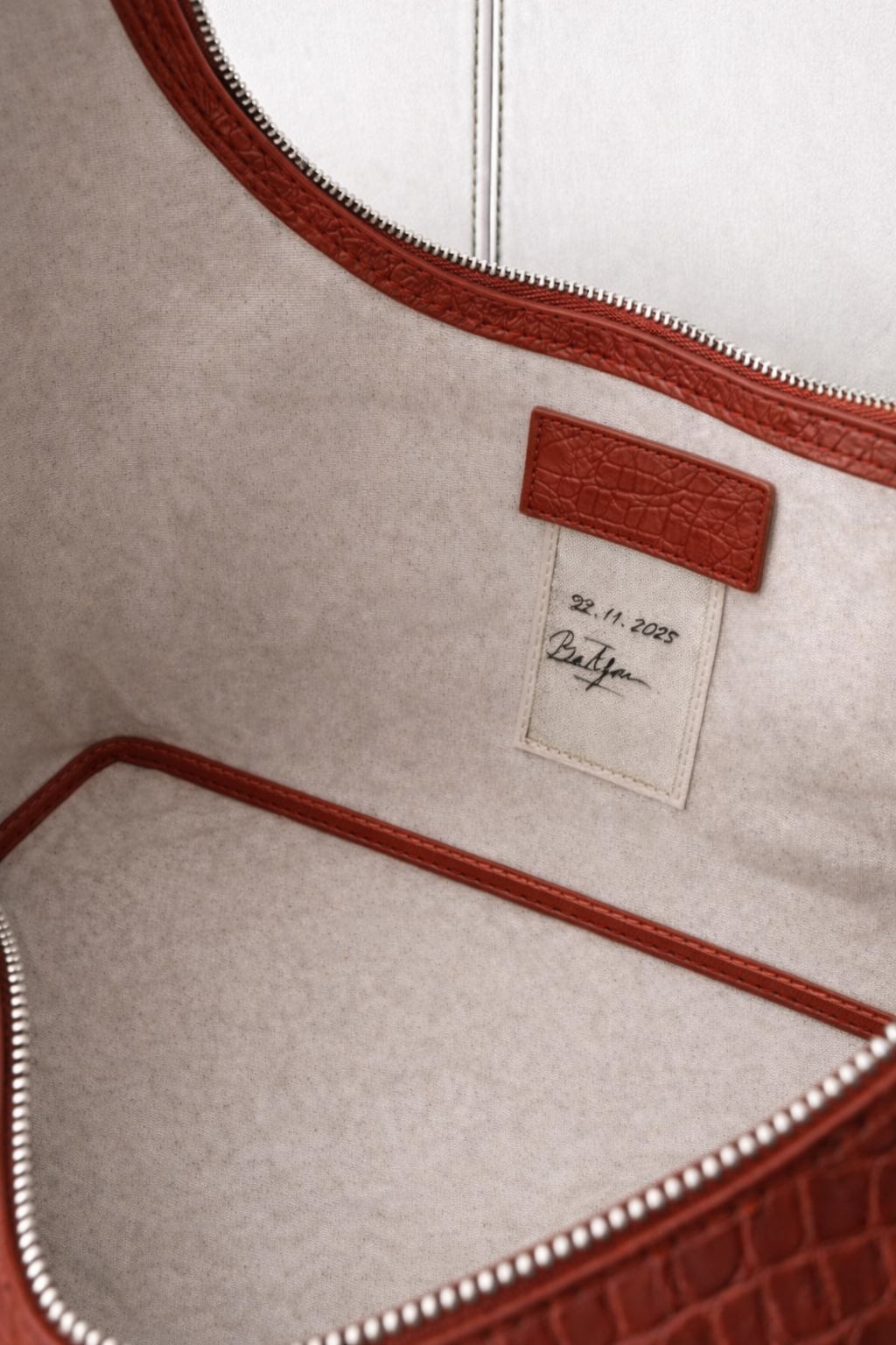 Sac hobo Riviera en croco rouge