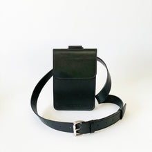 Load image into Gallery viewer, The Pitti Belt Bag in Pebble Black