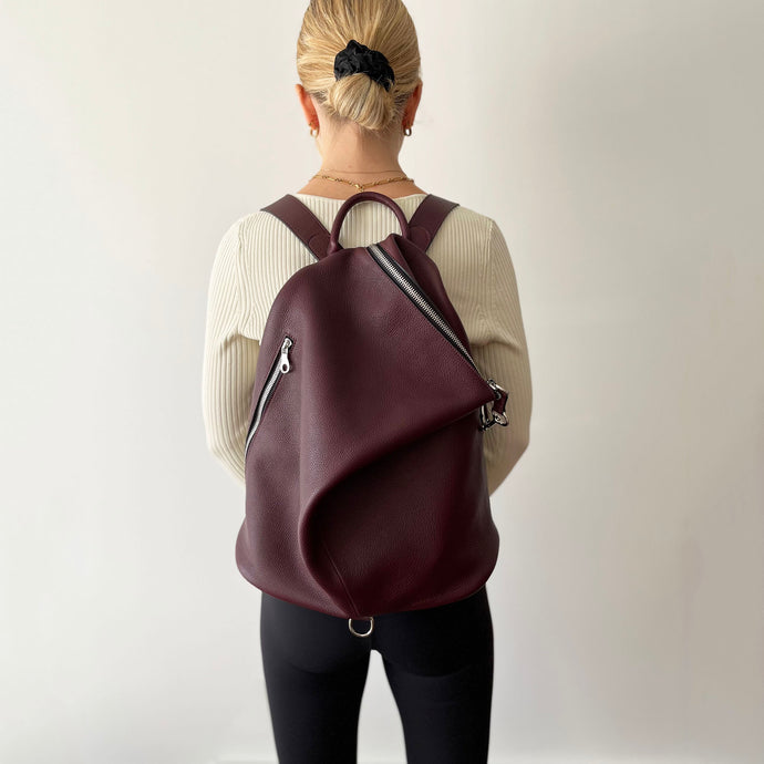 The Mercato Backpack in Bourgogne